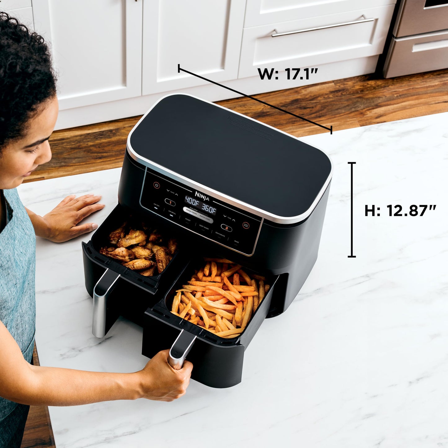 Ninja DZ302 Air Fryer: 10QT dual basket, cook two foods at once, 6-in-1 functions, powerful and efficient cooking.